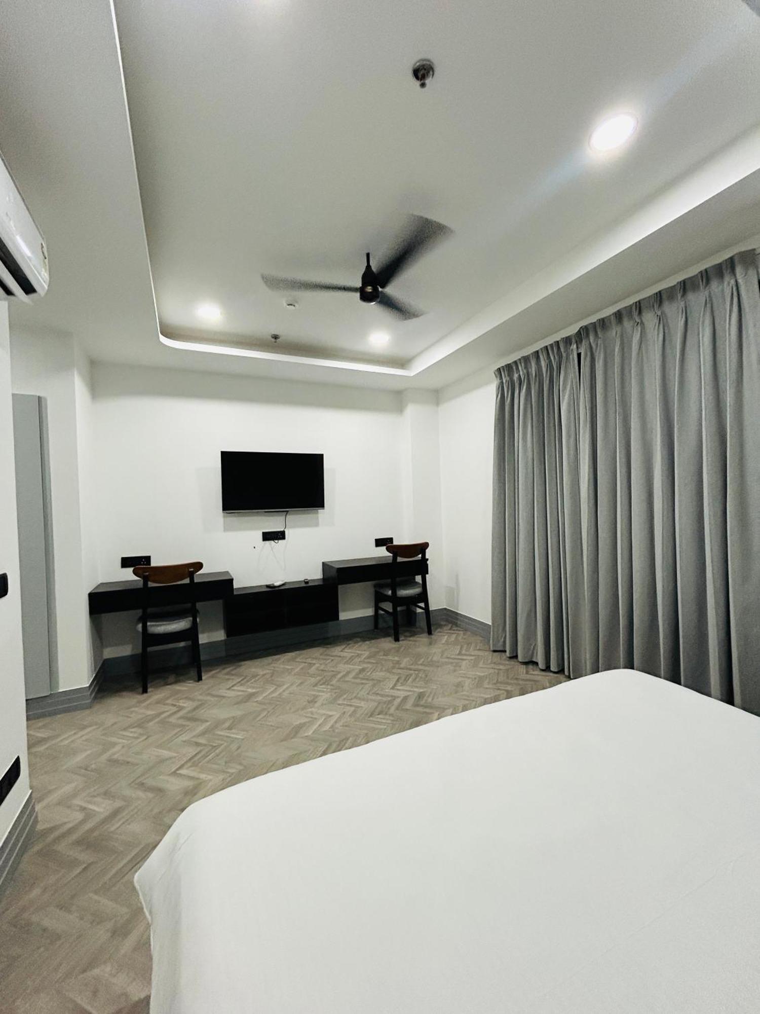Bedchambers Luxury Apartment Near Golf Course Road Gurgaon Extérieur photo